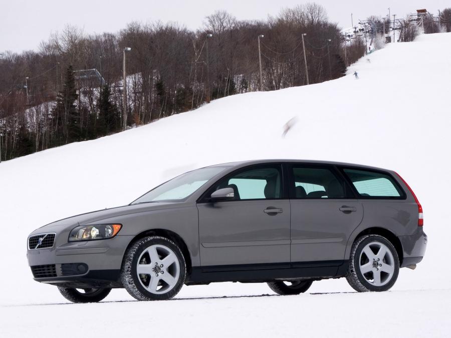  Volvo V50 T5 2005 года  (US) (фото 3 из 10)